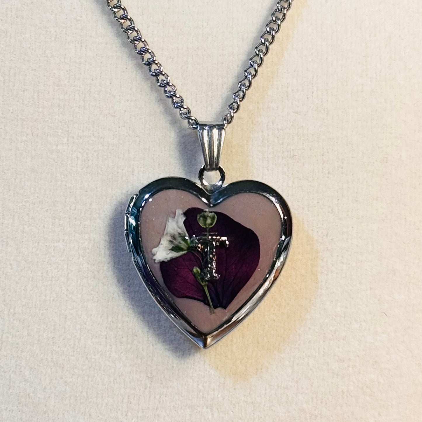 initial lockets ( silver version )