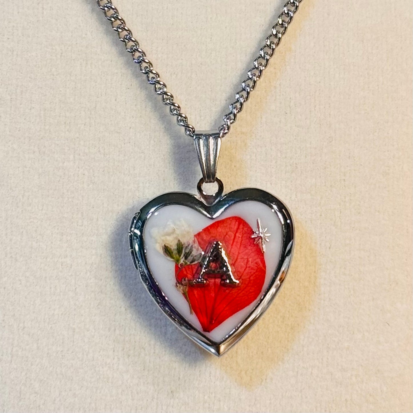 initial lockets ( silver version )