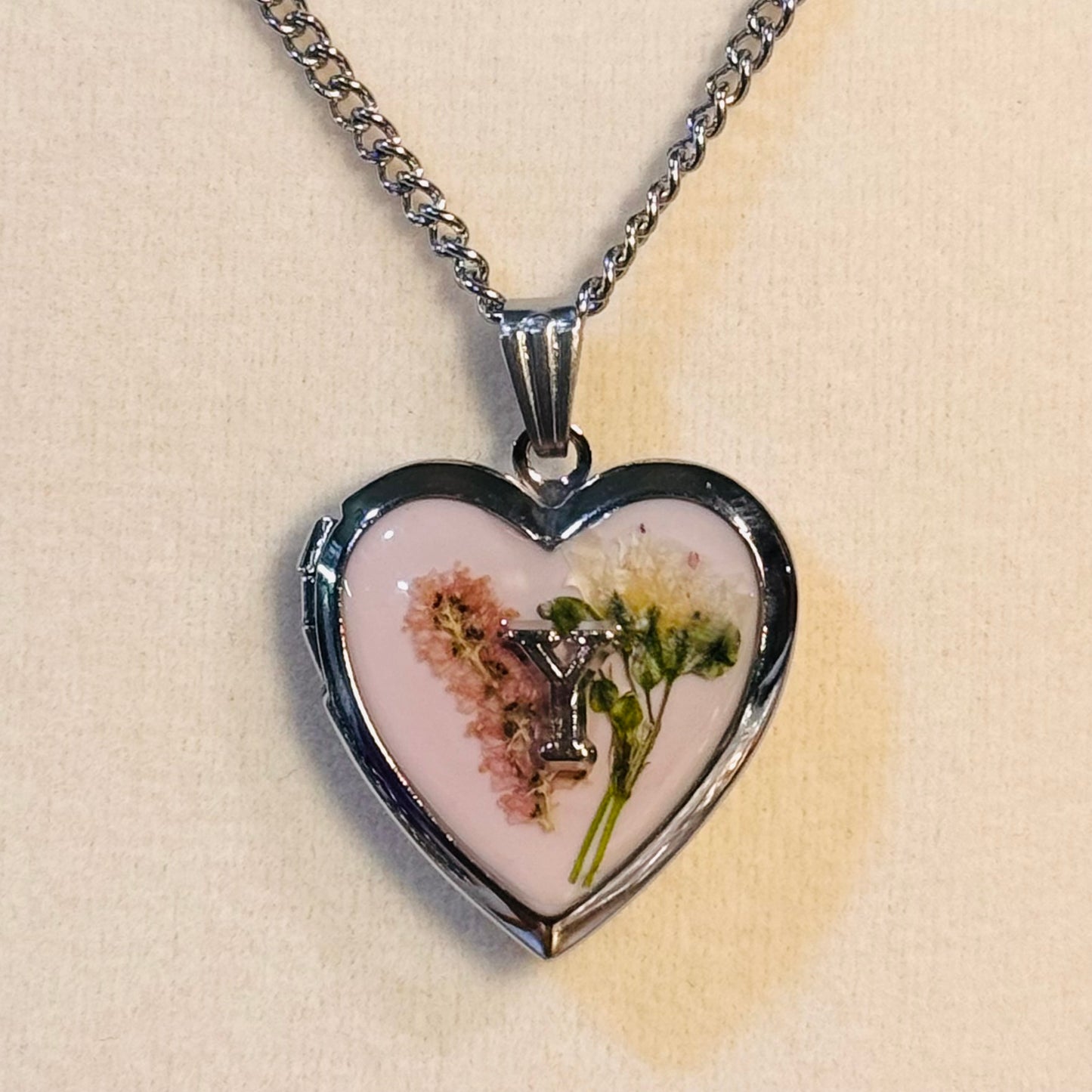 initial lockets ( silver version )